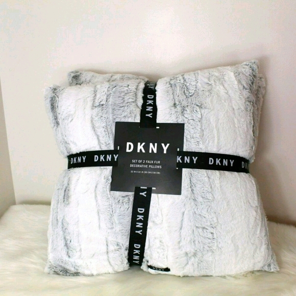 dkny decorative pillows